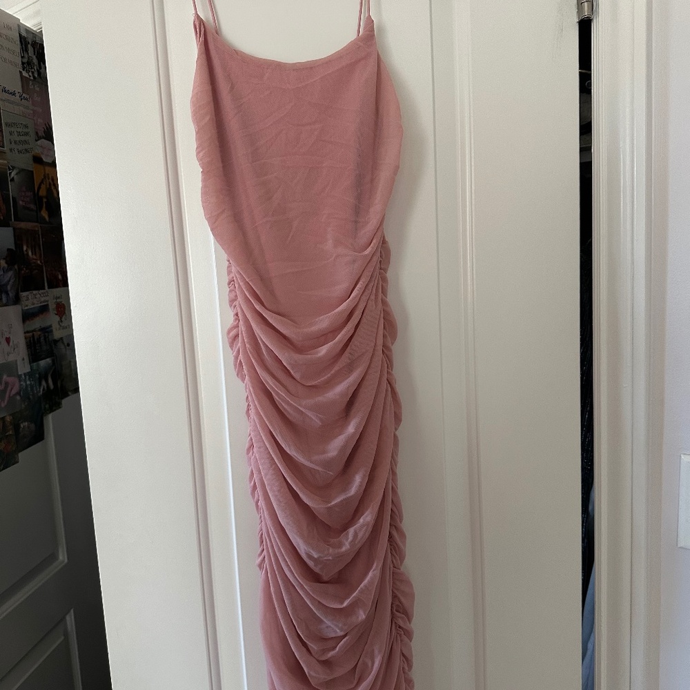 Pink body con midi dress